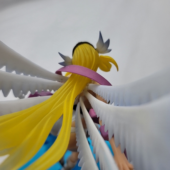 Digimon Angewomon Yagami Hikari Figurine - Picture 7 of 9